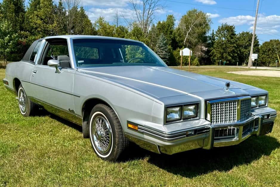 1985 Pontiac Grand Prix sold for $7,000