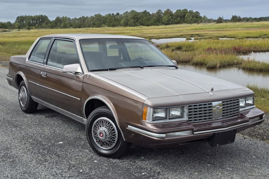 1983 Oldsmobile Cutlass sold for $1,435