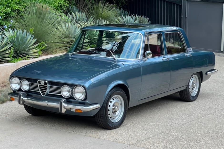 1973 Alfa Romeo 105 Series Sedan sold for $26,000