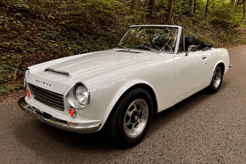 1968 Datsun Roadster sold for $14,800