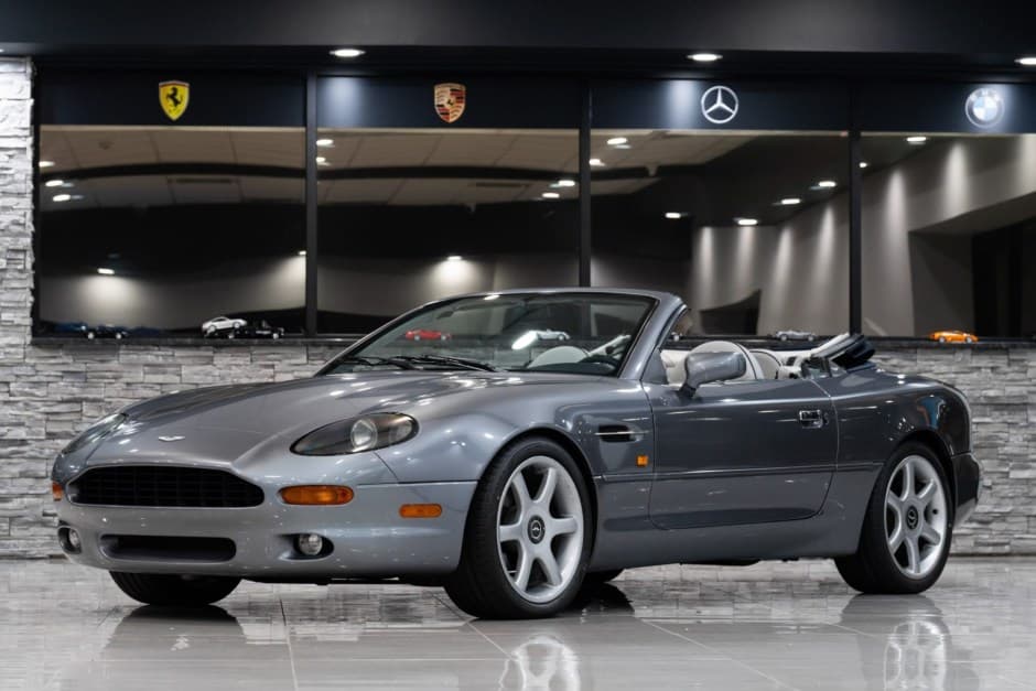 1998 Aston Martin DB7 sold for $29,689