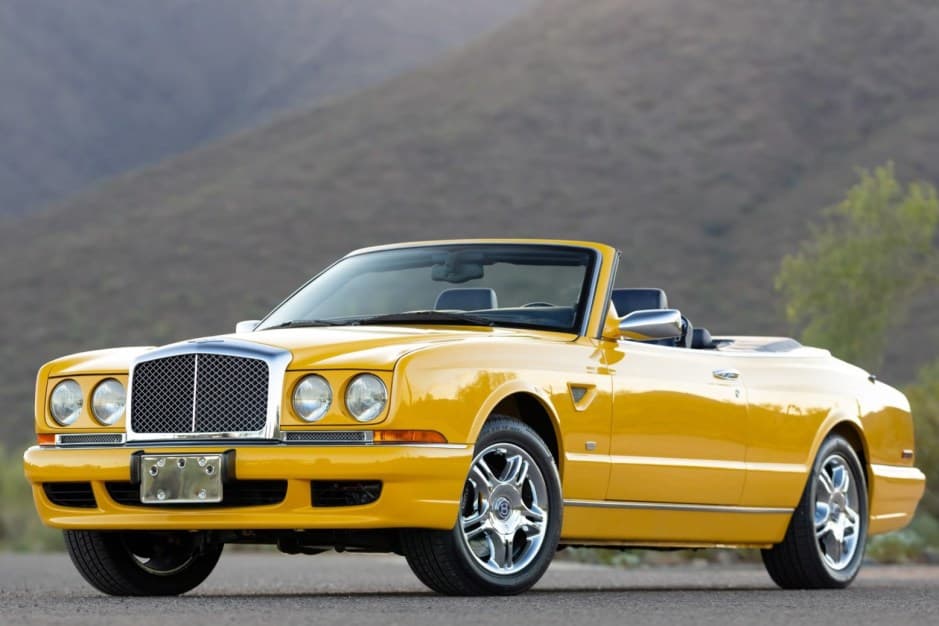 2003 Bentley Azure sold for $82,000