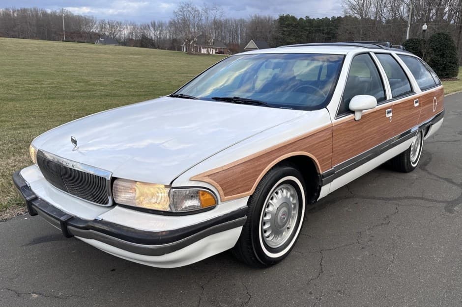 1994 Buick Roadmaster sold for $8,400