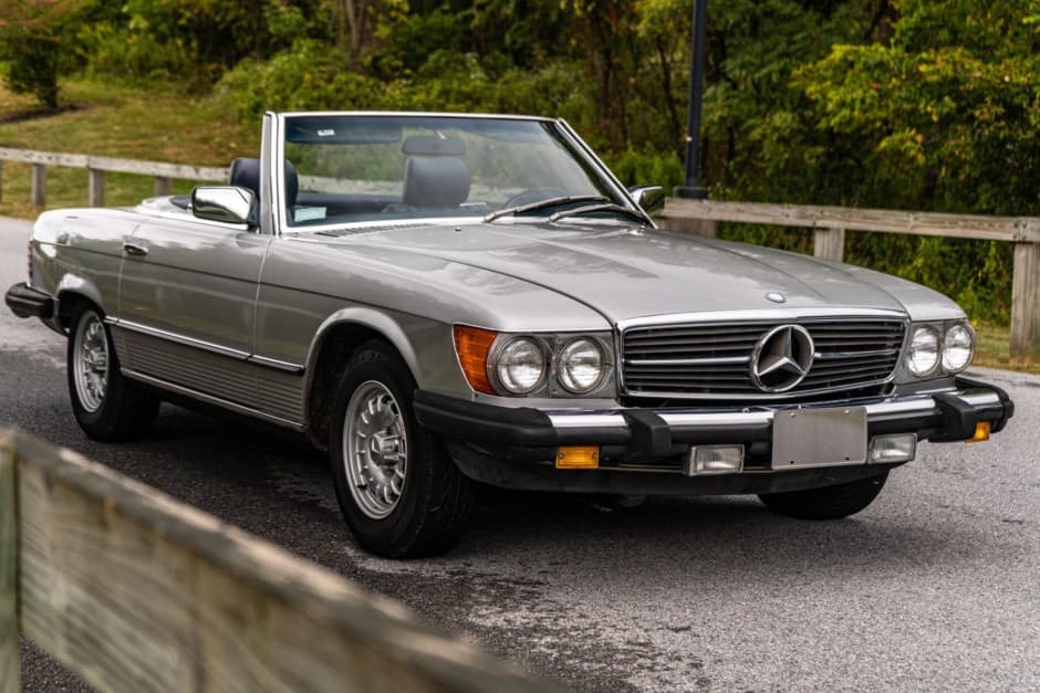 1985 Mercedes-Benz R107 SL sold for $15,000