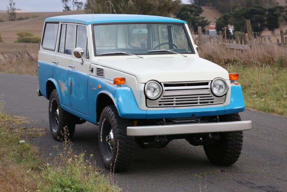 1972 Toyota Land Cruiser FJ55 sold for $51,000