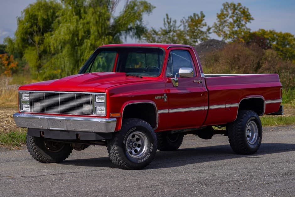 1985 Chevrolet C/K (1973-1991) sold for $16,100