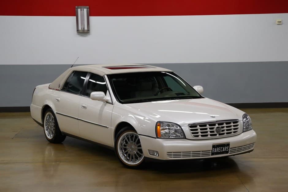2003 Cadillac DeVille sold for $9,300