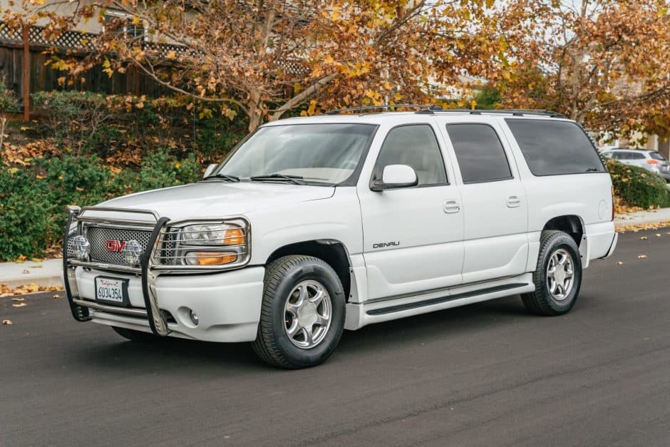 2002 GMC Yukon GMT800 sold for $17,510