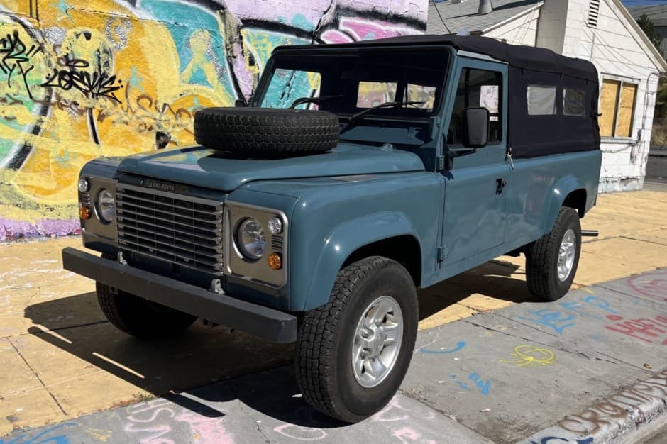 1984 Land Rover 110 / Defender 110 (Euro Spec) sold for $15,000
