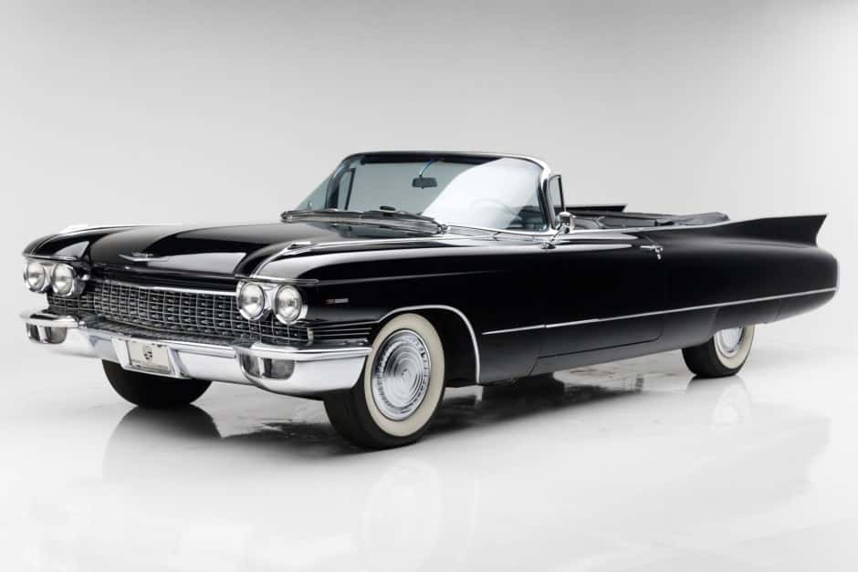 1960 Cadillac Series 62 sold for $72,000