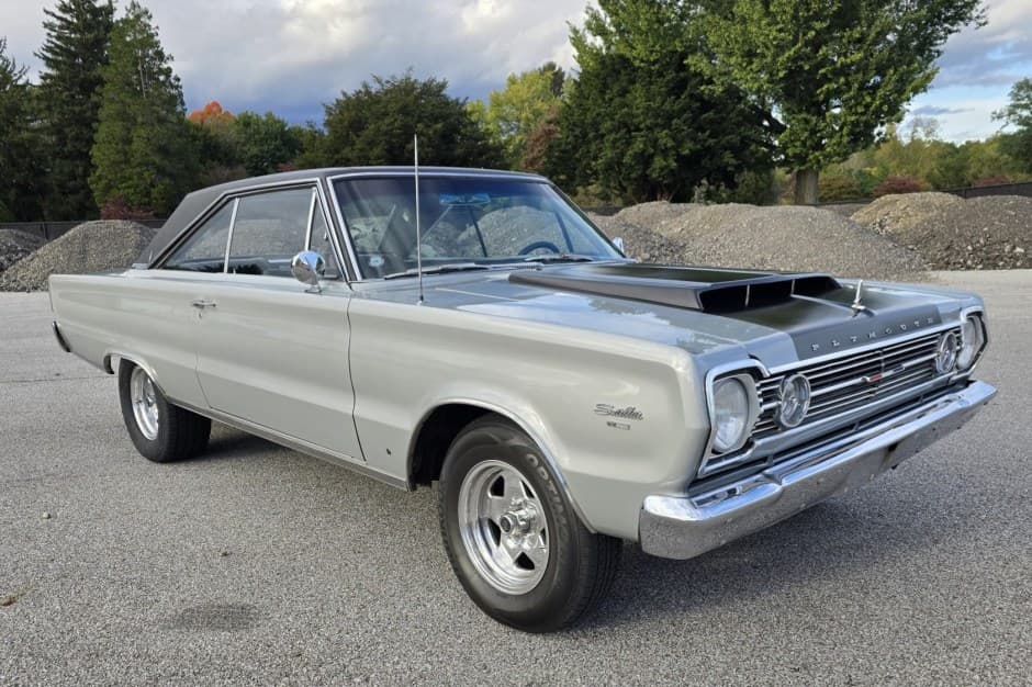 1966 Plymouth Satellite sold for $24,250