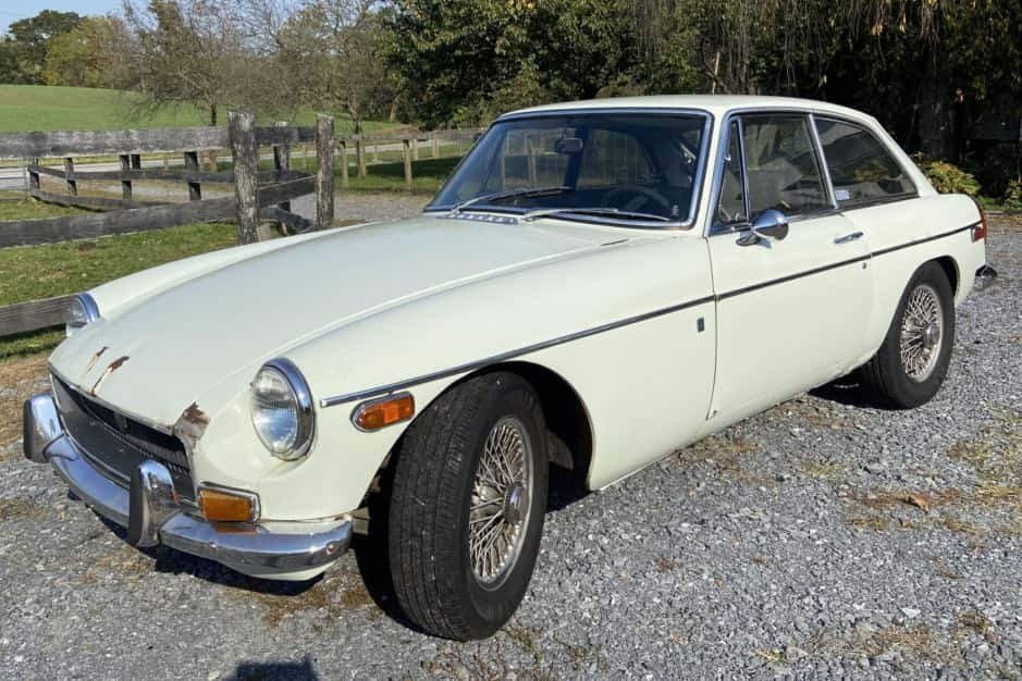 1970 MG MGB sold for $2,650