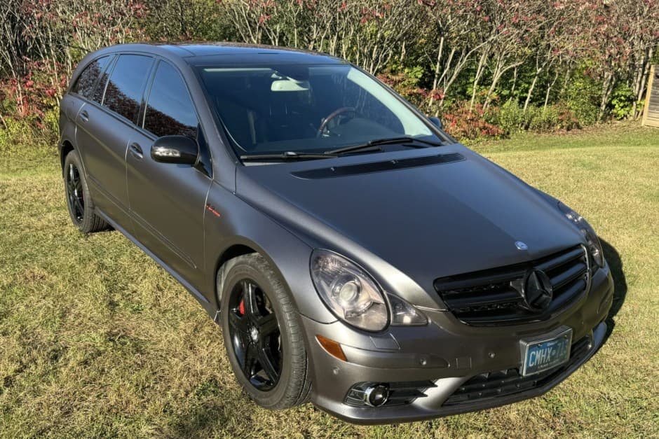 2007 Mercedes-Benz R63 AMG sold for $28,869