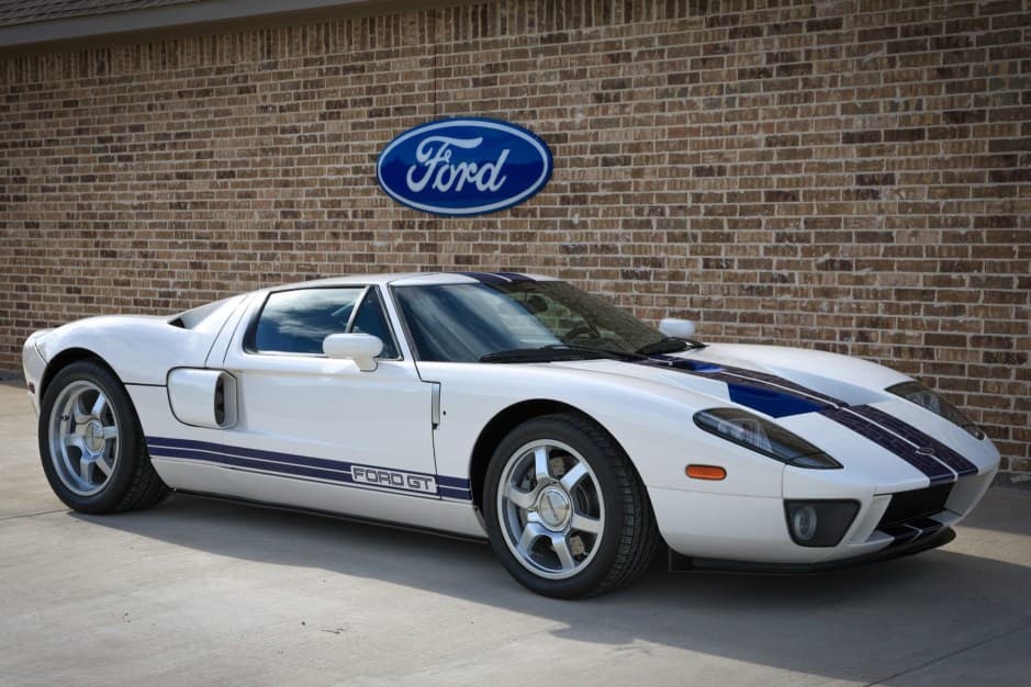 2005 Ford GT 1st Generation sold for $398,000