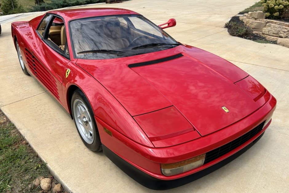 1985 Ferrari Testarossa sold for $113,000