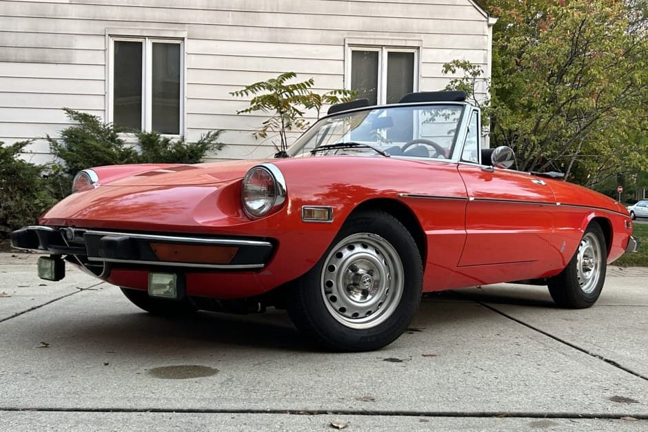 1973 Alfa Romeo 105/115 Spider Series 2 sold for $13,750