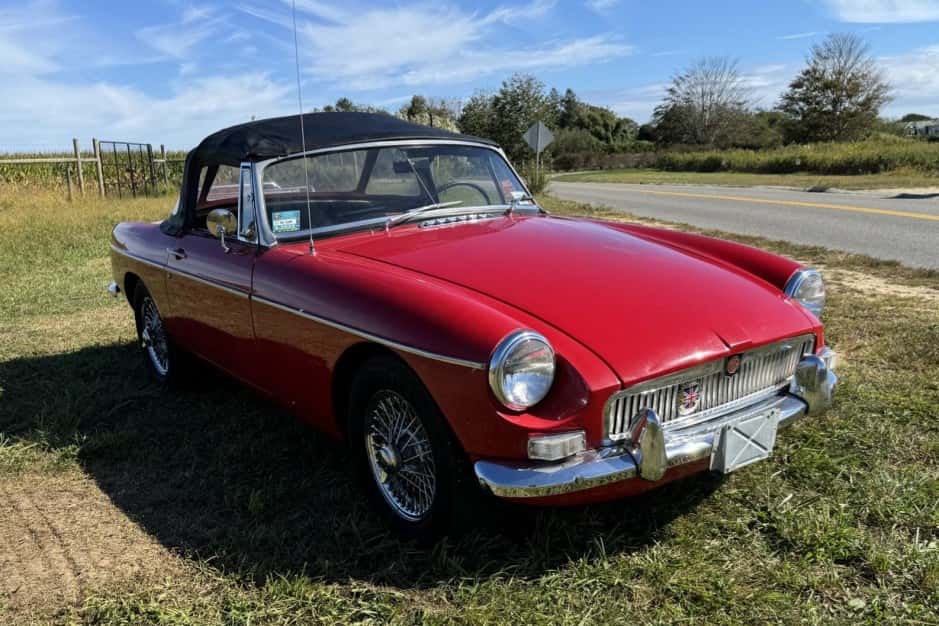 1967 MG MGB sold for $6,000