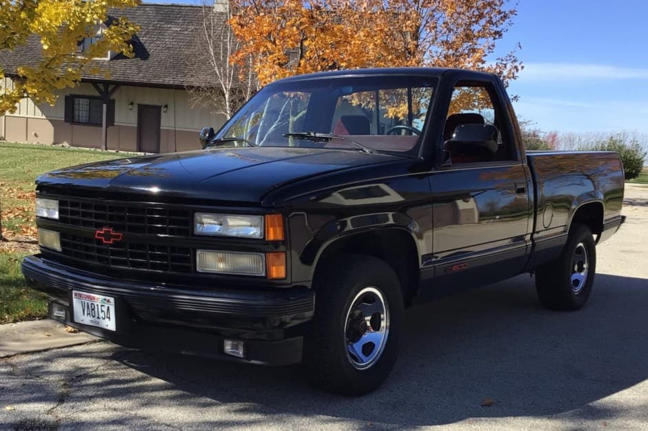 1990 Chevrolet 454 SS sold for $29,500