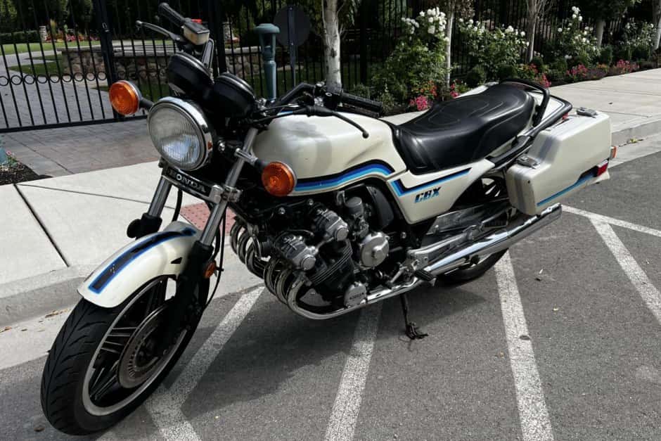 1982 Honda CBX sold for $8,118