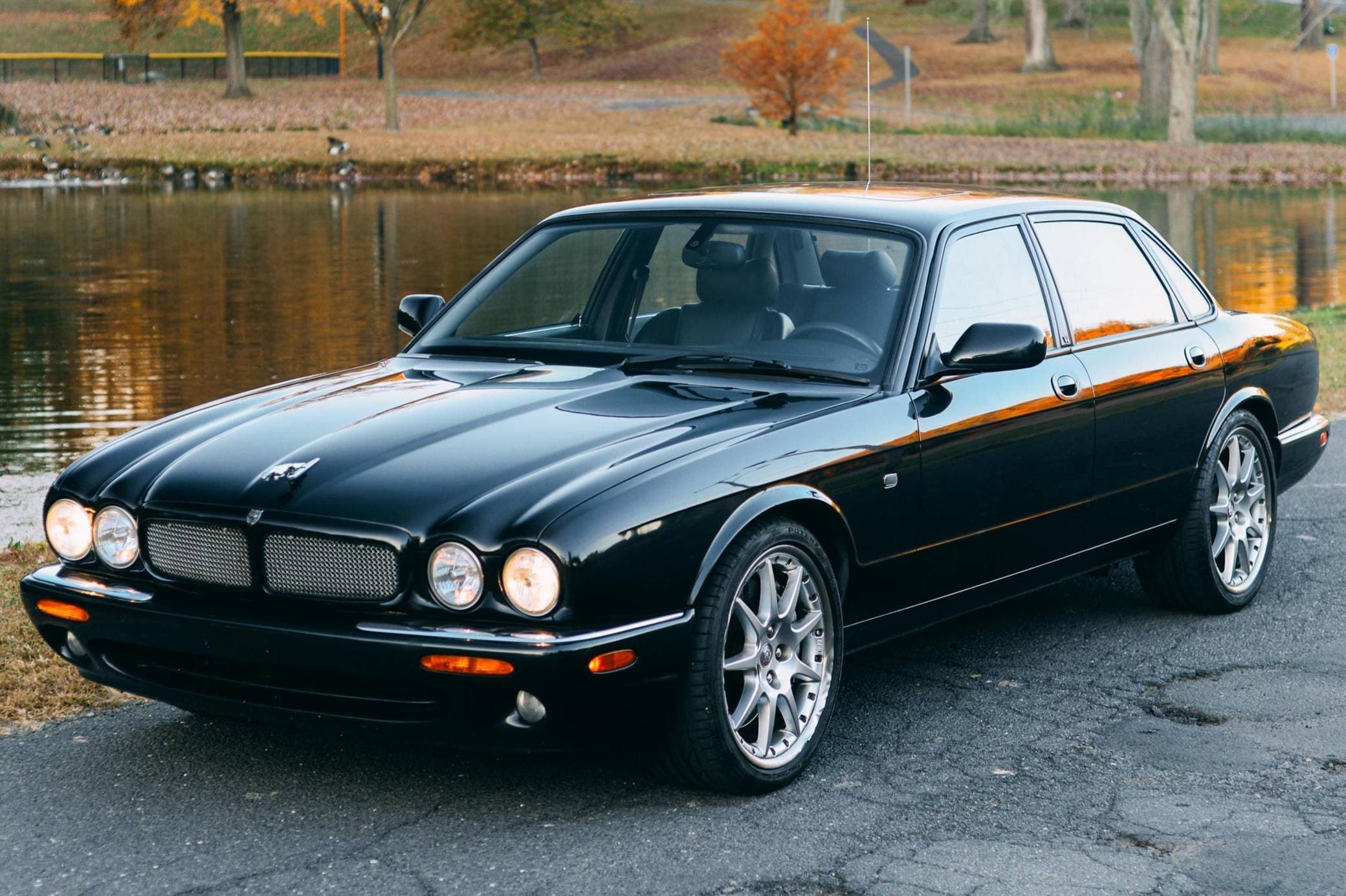 2002 Jaguar XJR sold for $10,000