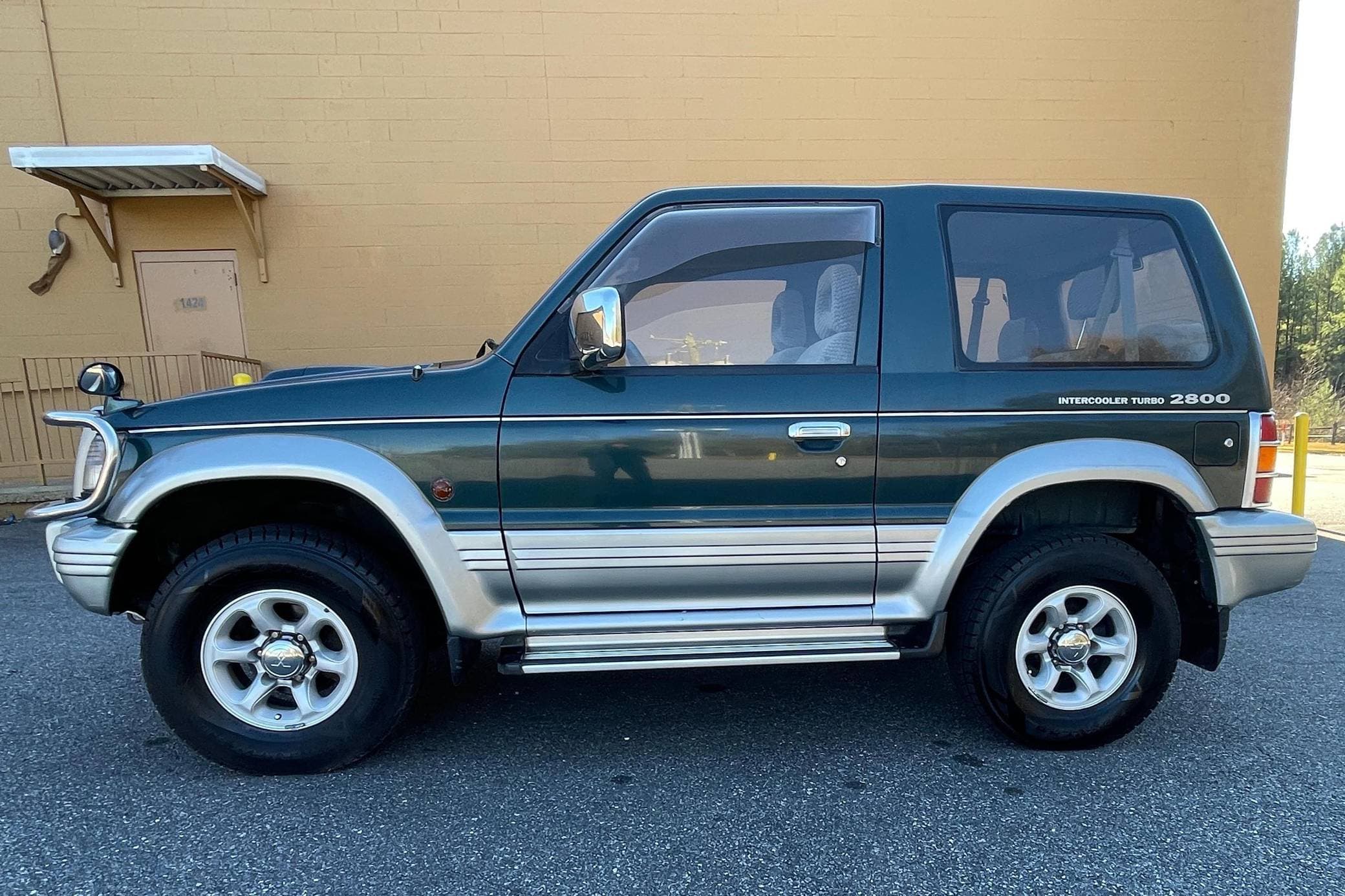 1996 Mitsubishi Pajero sold for $8,500