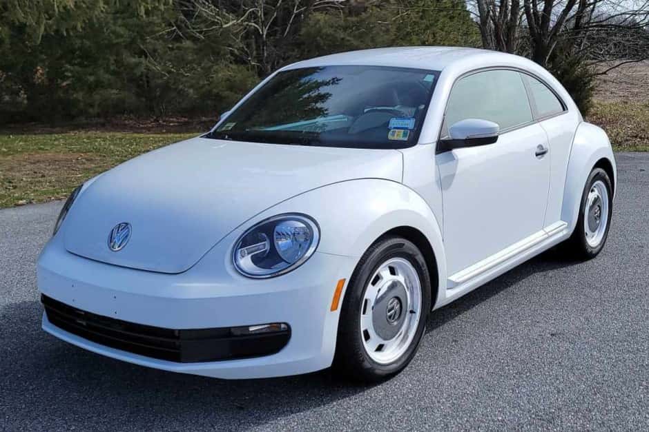 2016 Volkswagen A5 Beetle (2012-2019) sold for $0