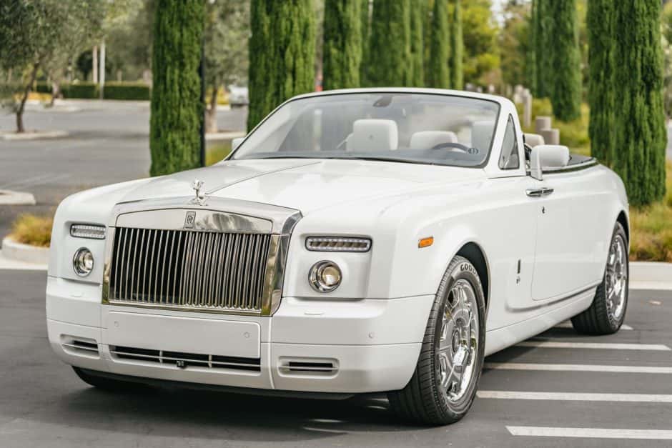 2009 Rolls-Royce Phantom Coupe & Drophead Coupe sold for $0
