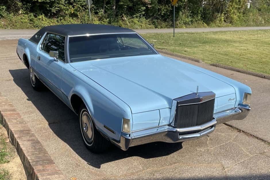 1972 Lincoln Continental (1970-1979) sold for $0