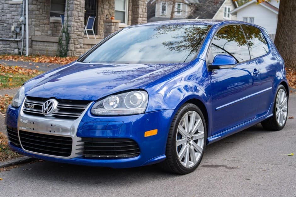 2008 Volkswagen R32 sold for $14,000