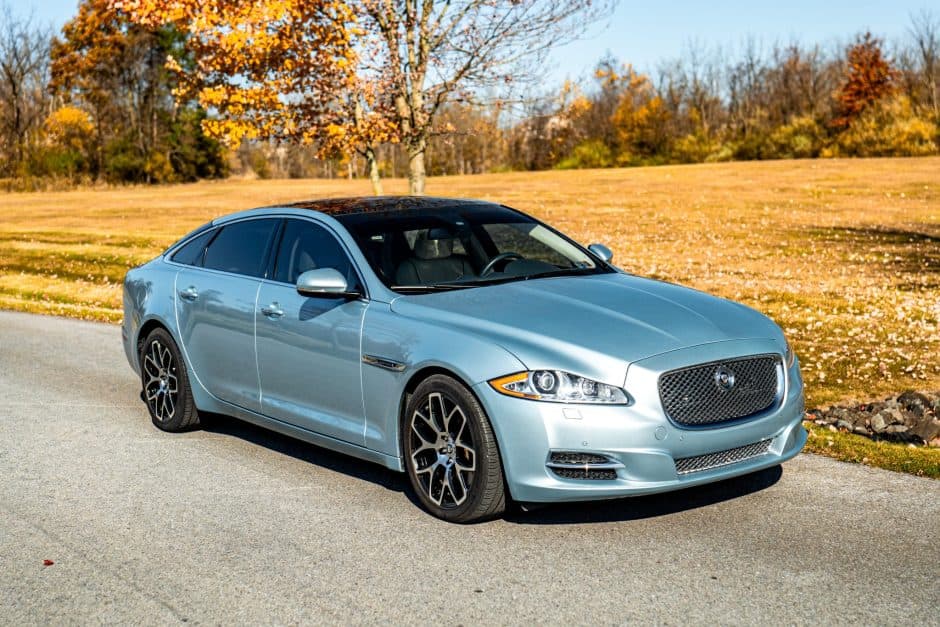 2012 Jaguar X351 XJ (2010-2019) sold for $19,250