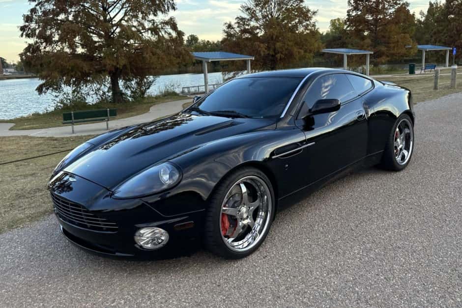 2005 Aston Martin Vanquish sold for $45,750