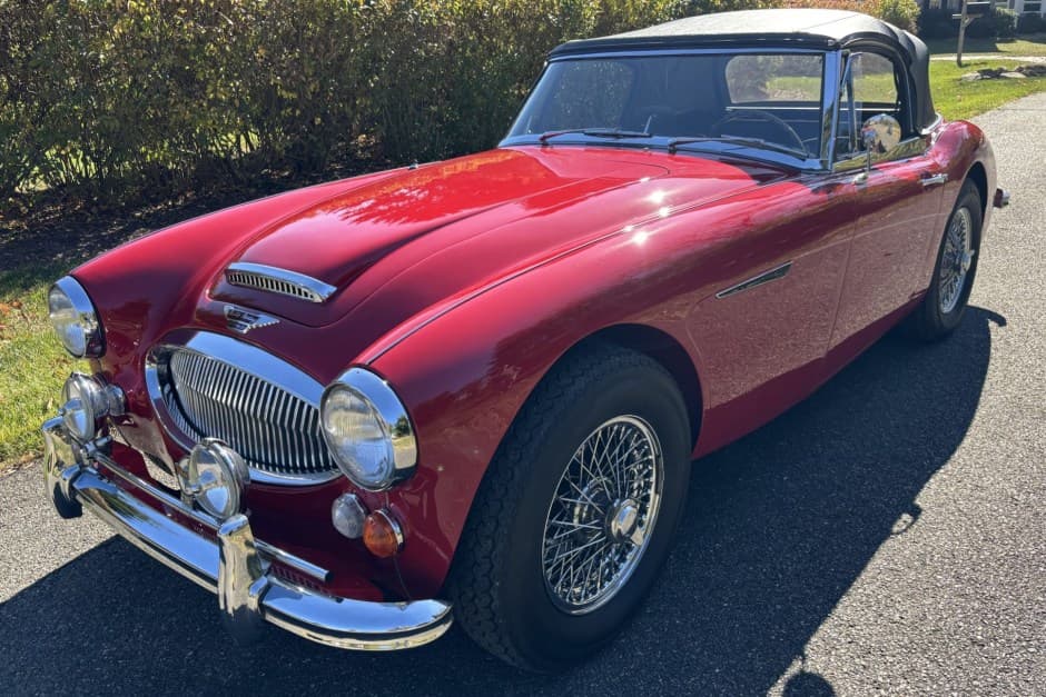 1966 Austin-Healey 3000 sold for $54,500