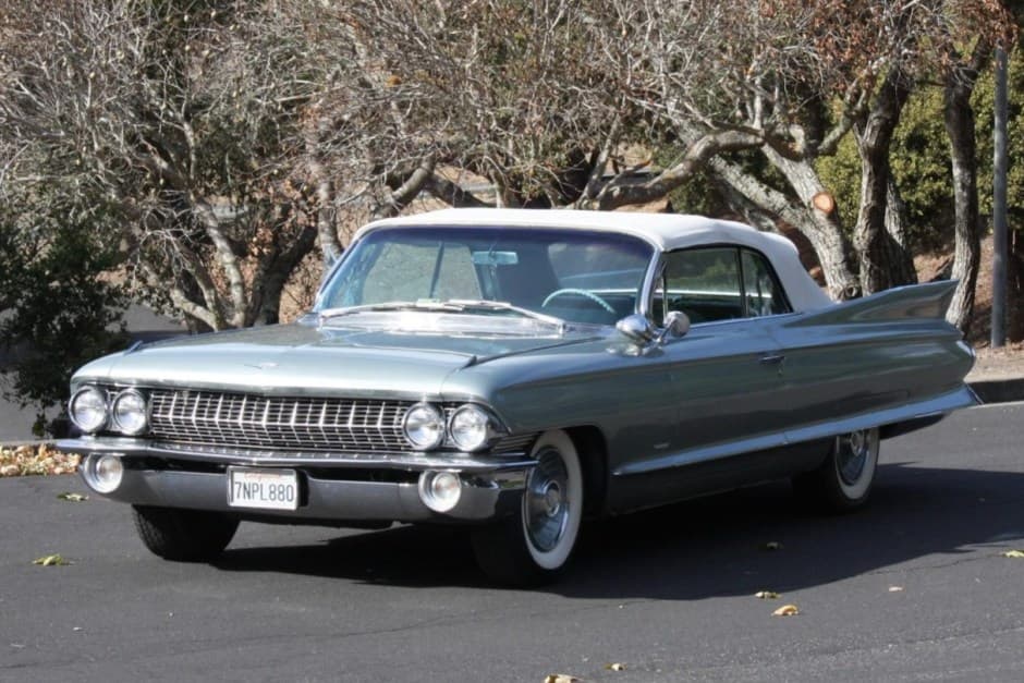 1961 Cadillac DeVille sold for $31,250