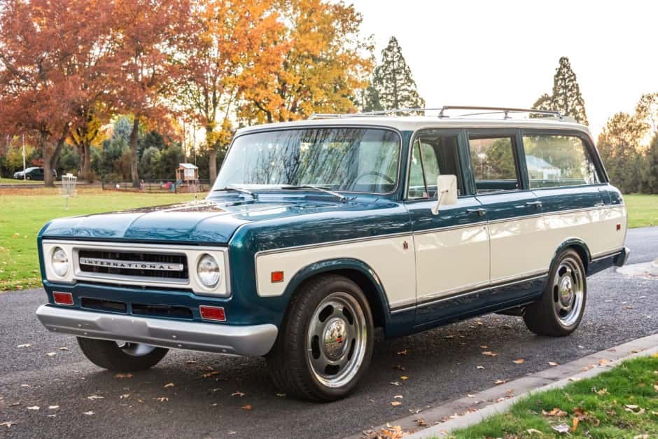 1973 International Harvester Travelall sold for $39,750