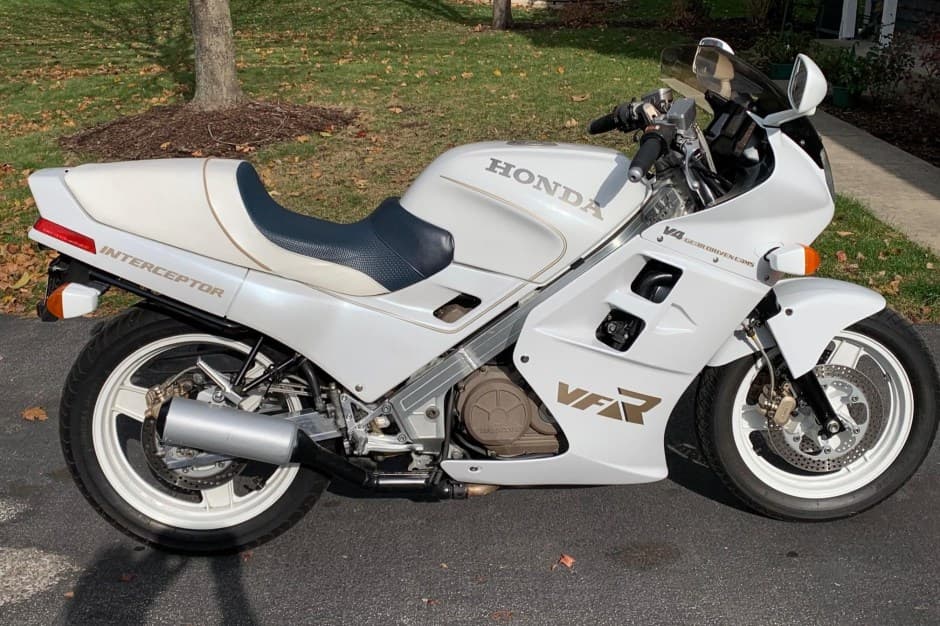1986 Honda VF & VFR sold for $3,700