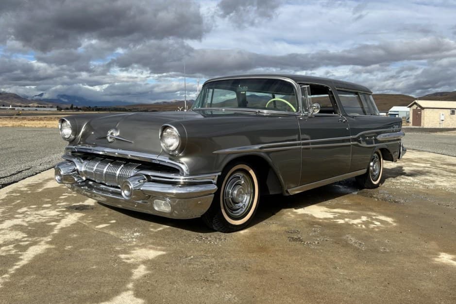 1957 Pontiac Star Chief sold for $41,250