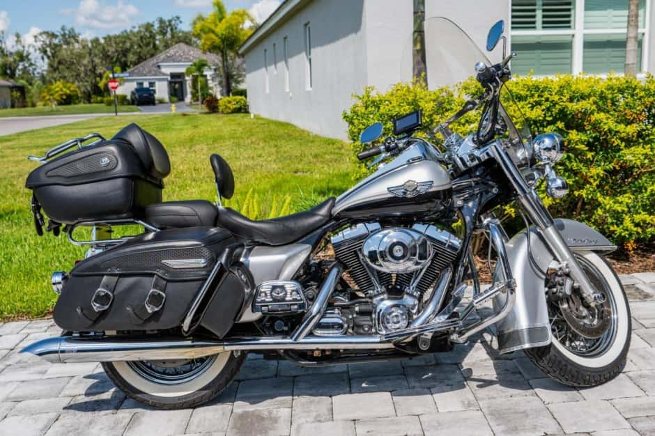2003 Harley-Davidson Touring sold for $7,250