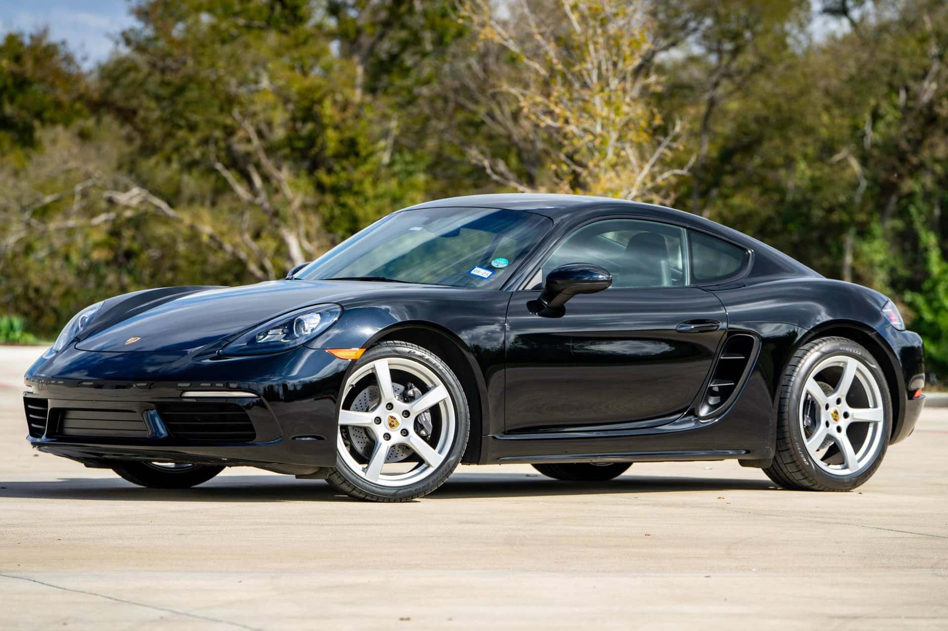 2019 Porsche 718 Cayman sold for $37,750