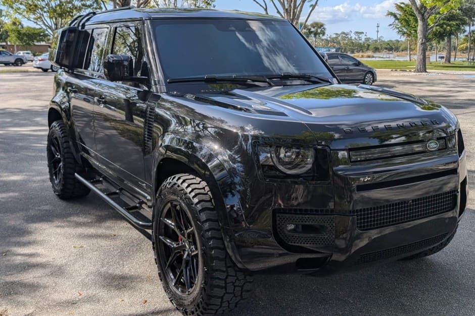 2024 Land Rover Defender L663 sold for $82,500