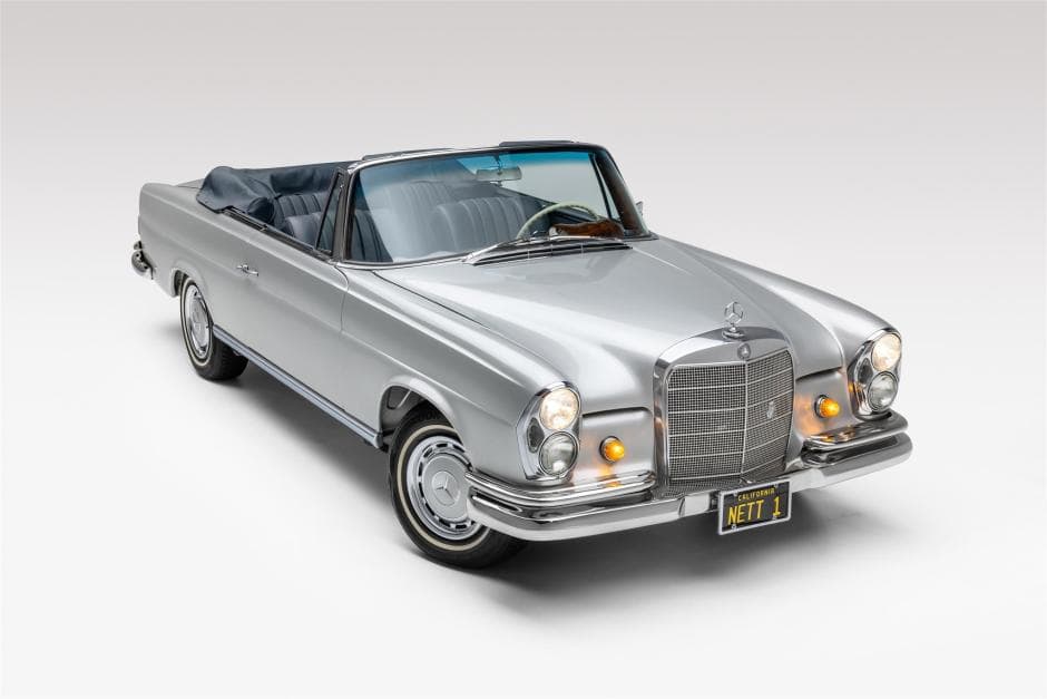 1967 Mercedes-Benz W111 Coupe & Cabriolet sold for $116,000