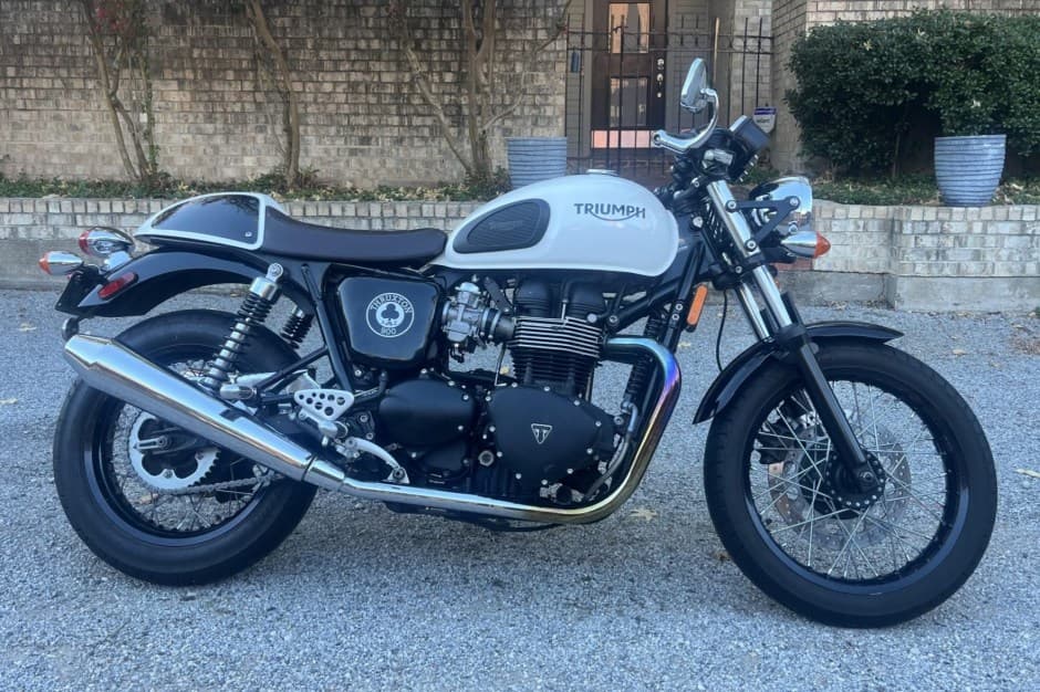 2015 Triumph Thruxton sold for $5,300