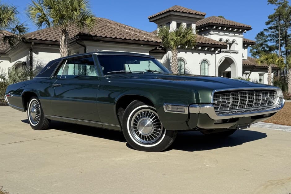 1968 Ford Thunderbird (1967-1971) sold for $22,251