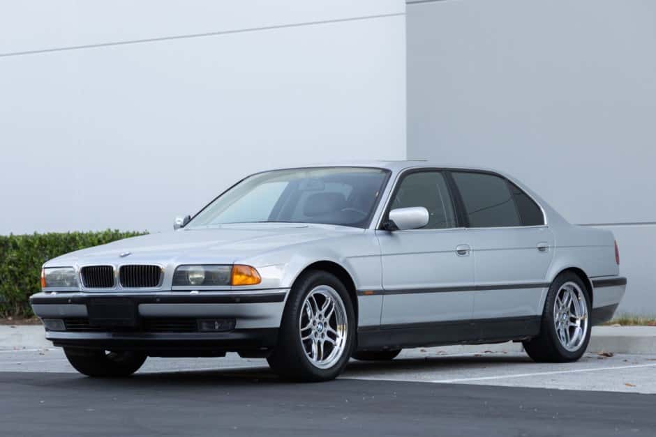 1998 BMW E38 7-Series sold for $18,000