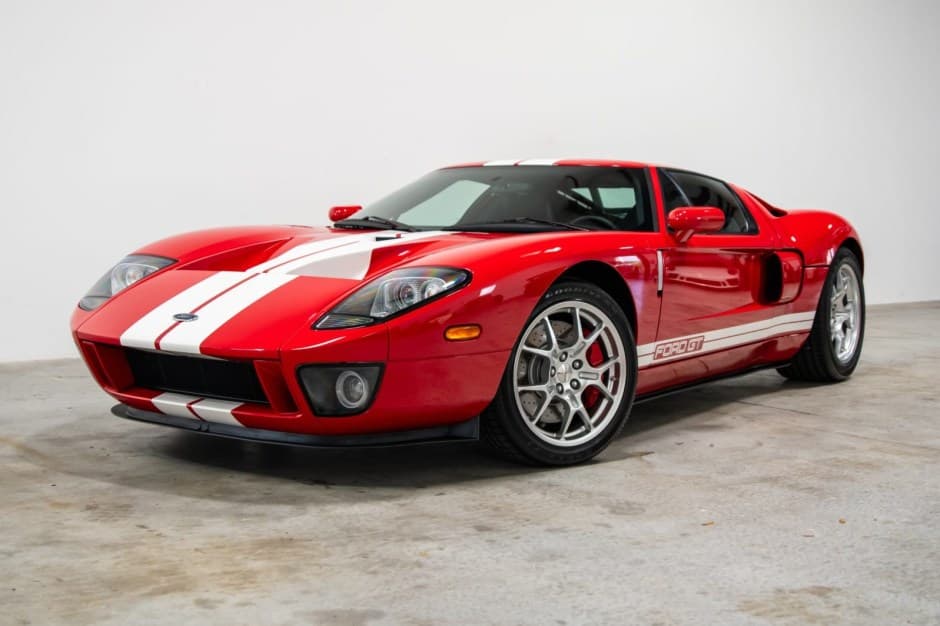 2005 Ford GT 1st Generation sold for $463,500