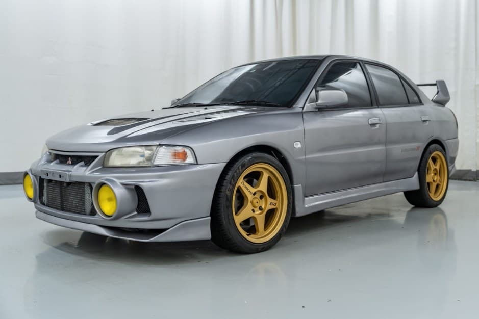 1996 Mitsubishi Lancer Evolution sold for $13,250