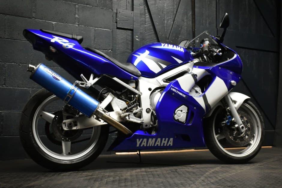 2000 Yamaha YZF sold for $4,300