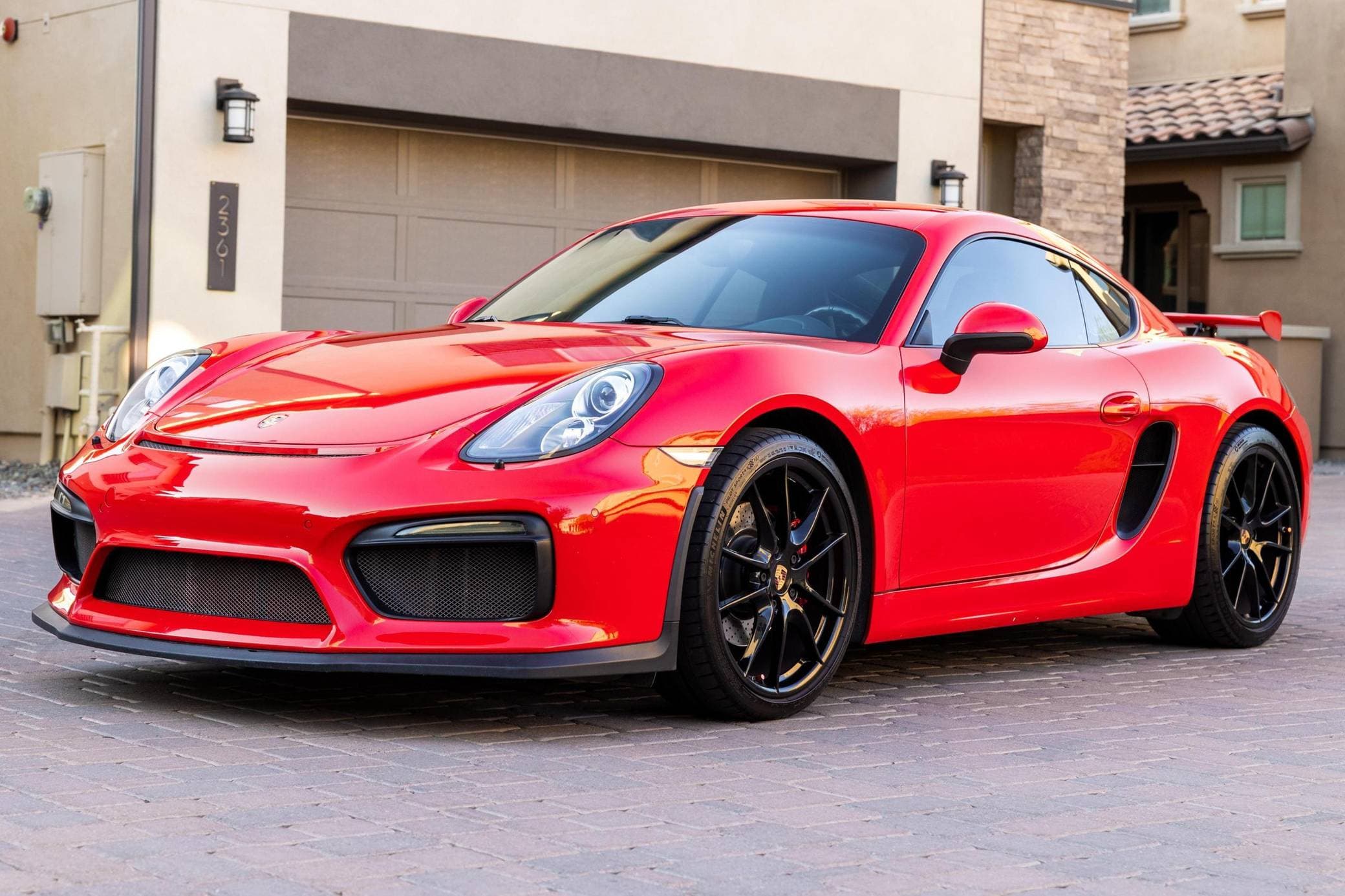 2014 Porsche 981 Cayman sold for $38,250