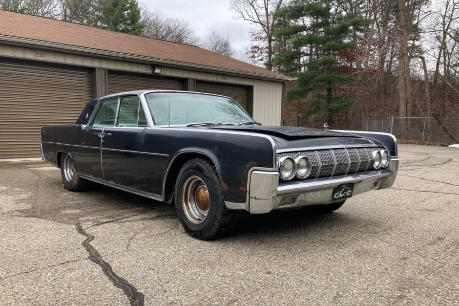 1964 Lincoln Continental (1961-1969) sold for $5,100