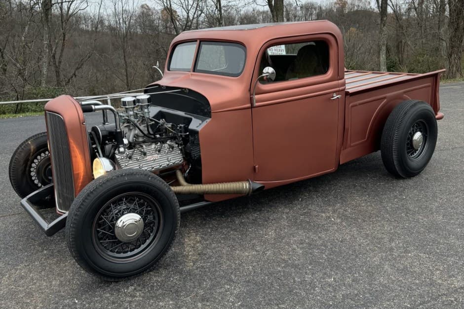 1937 Ford Hot Rod sold for $21,500