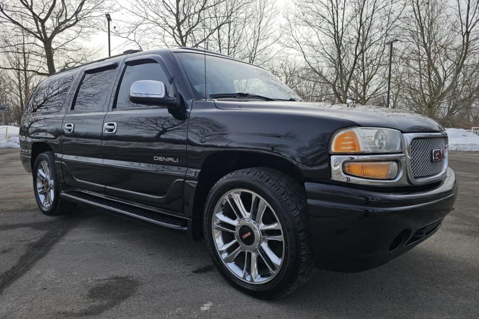 2002 GMC Yukon GMT800 sold for $12,500